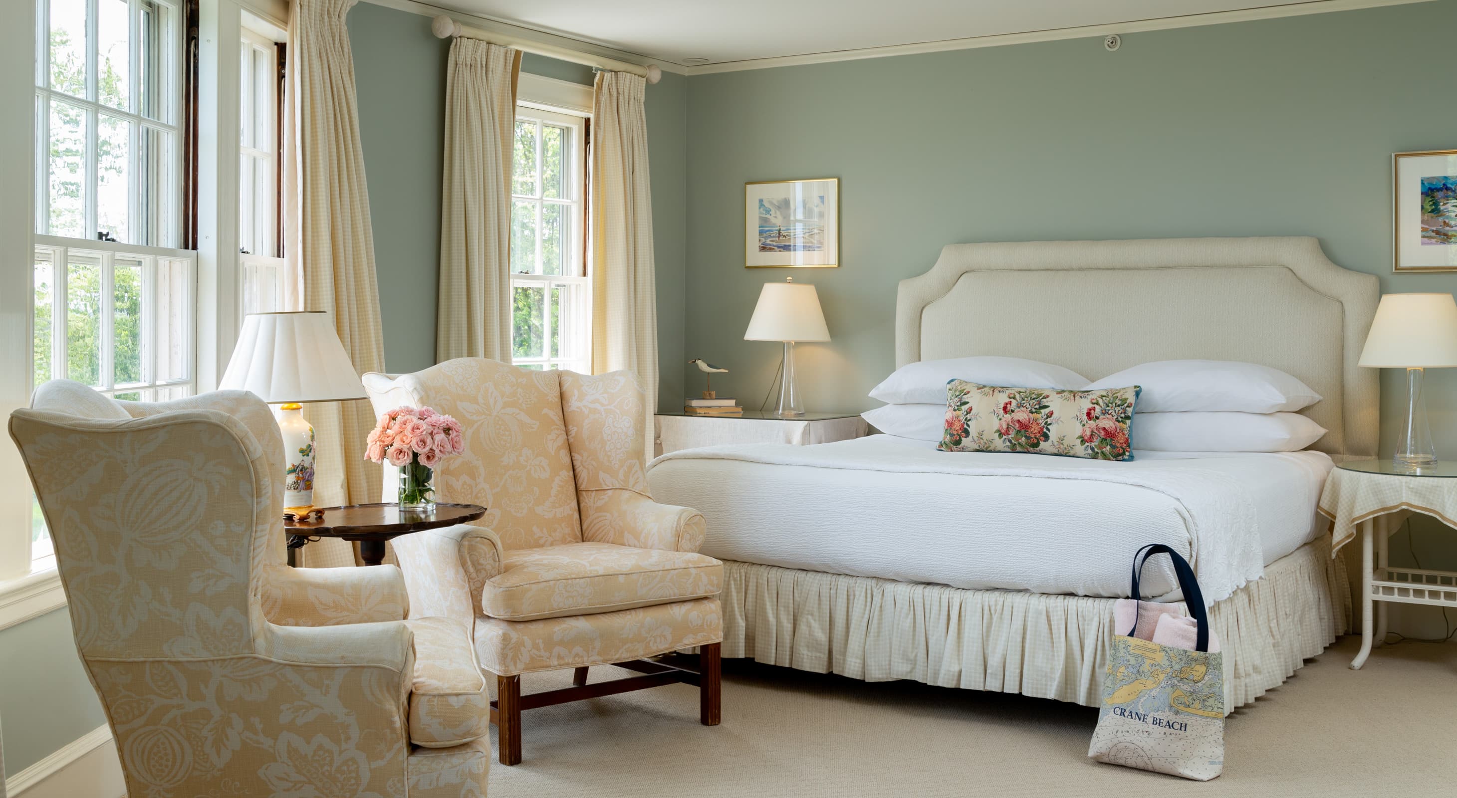 Ipswich accommodations with bed and sitting area in Cornelius Room